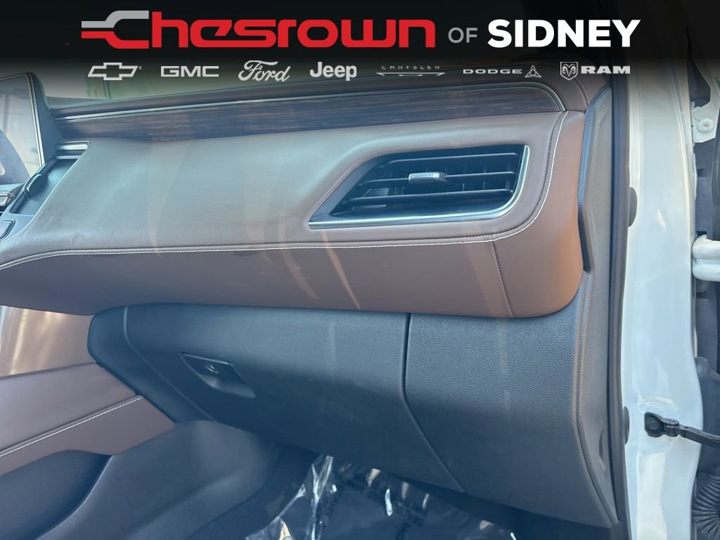 Used 2023 Chevrolet Suburban High Country image 38