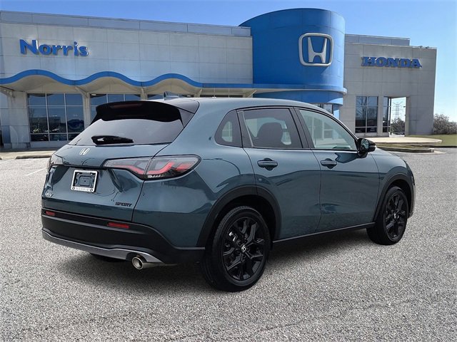 Used 2025 Honda HR-V Sport image 4