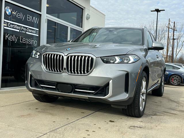 Certified 2024 BMW X5 xDrive40i w/ Premium Package image 3