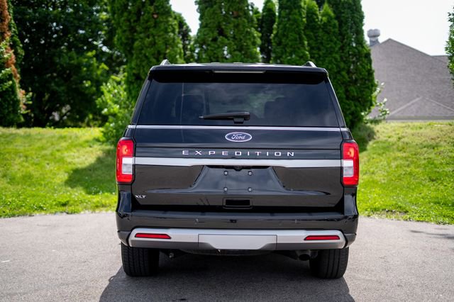 Used 2024 Ford Expedition XLT AWD/4WD image 6