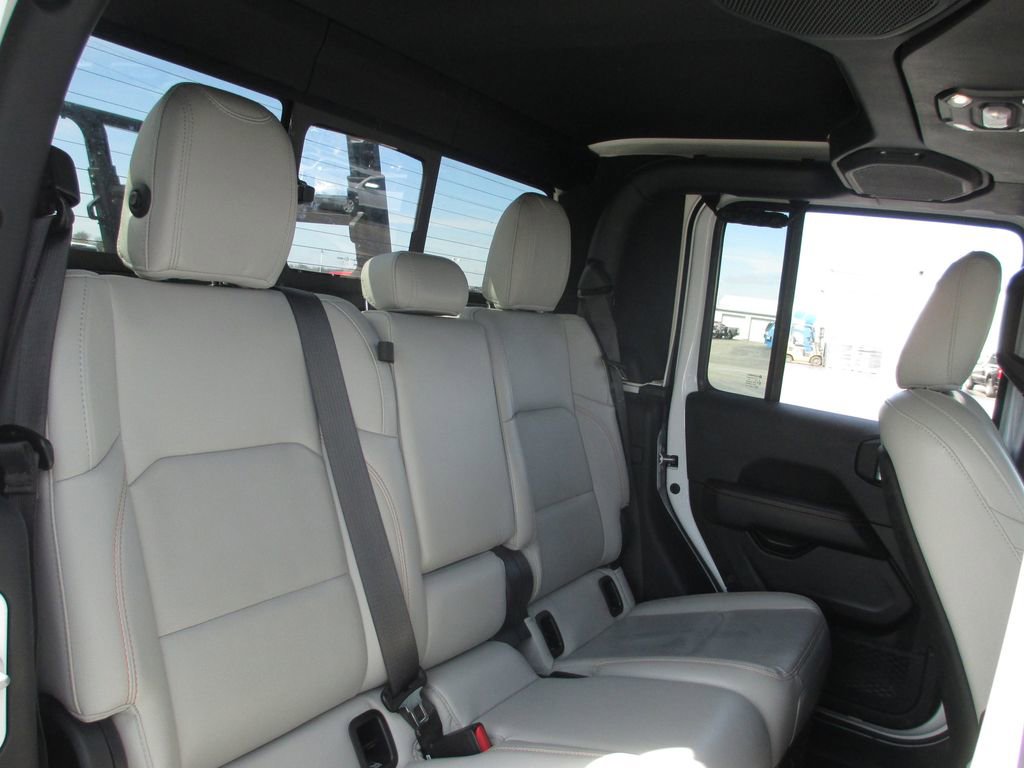 Used 2022 Jeep Gladiator Mojave w/ LED Lighting Group image 22