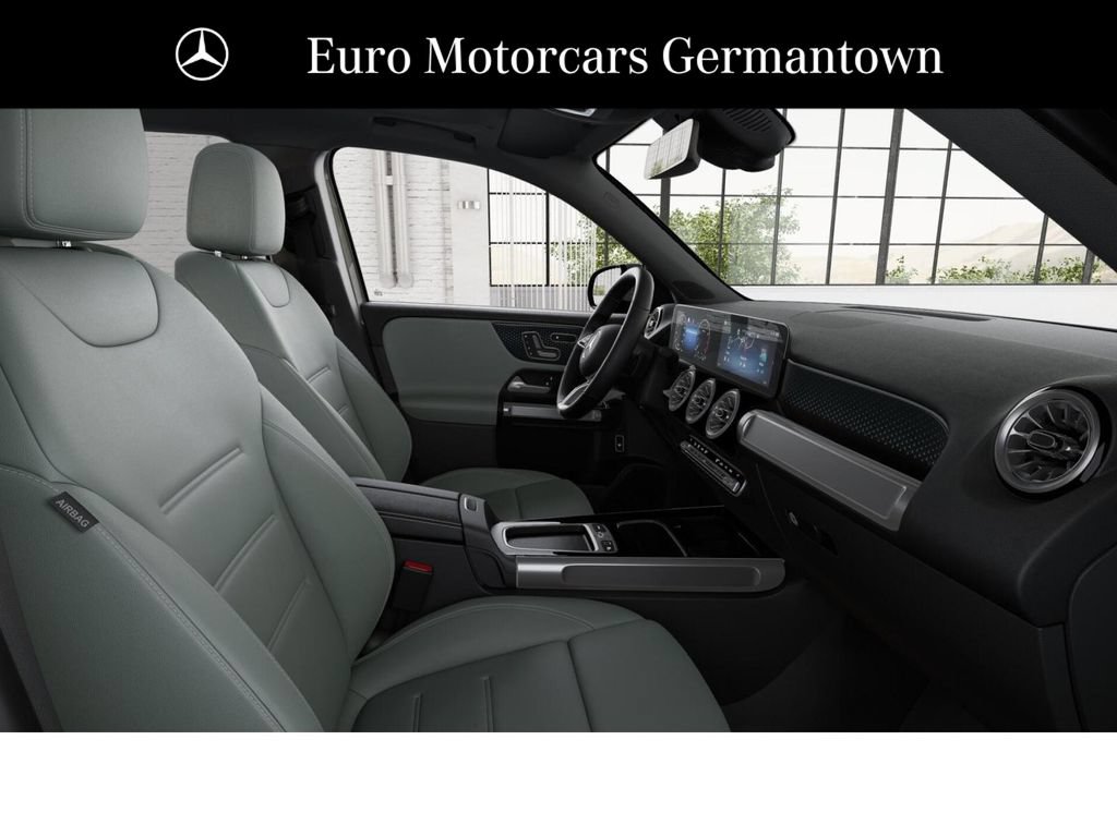 New 2026 Mercedes-Benz GLB 250 4MATIC image 4