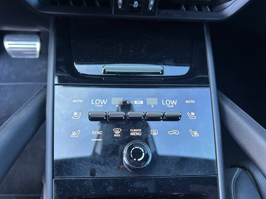 Certified 2024 Porsche Cayenne Turbo GT AWD/4WD image 29