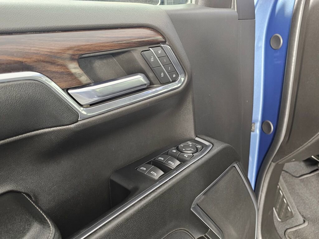 Used 2024 GMC Sierra 1500 SLT image 19