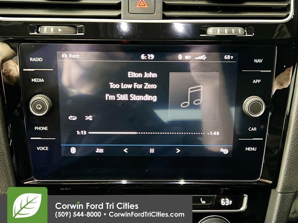 Used 2019 Volkswagen Golf R 4-Door image 22