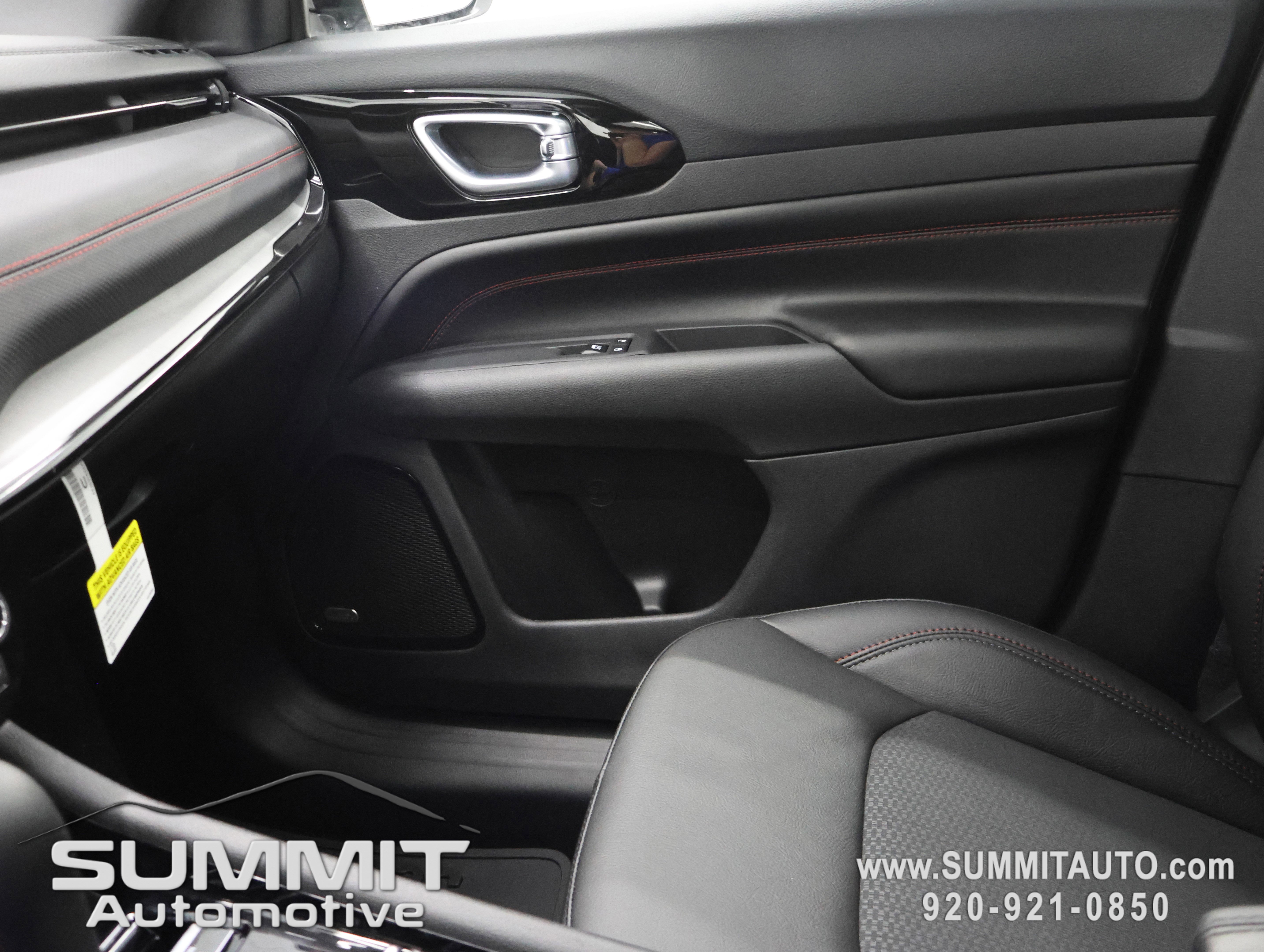 New 2026 Jeep Compass Trailhawk w/ Sun, Sound & Navigation Group image 13