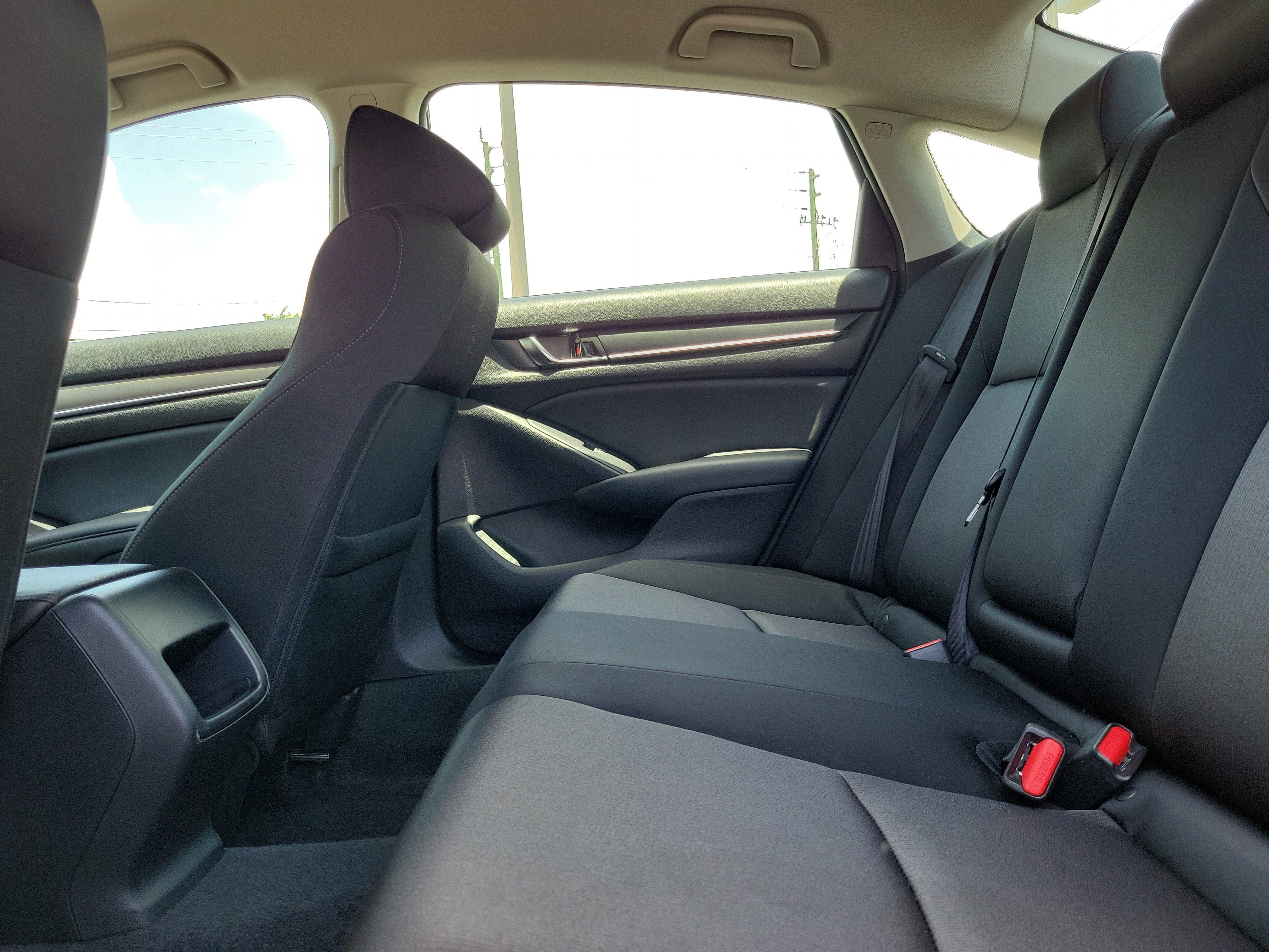 Certified 2022 Honda Accord LX image 10