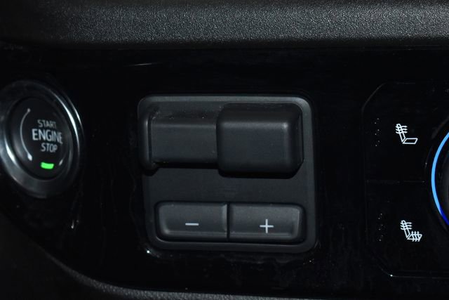 Used 2025 Chevrolet Silverado 2500 LT w/ Convenience Package image 20