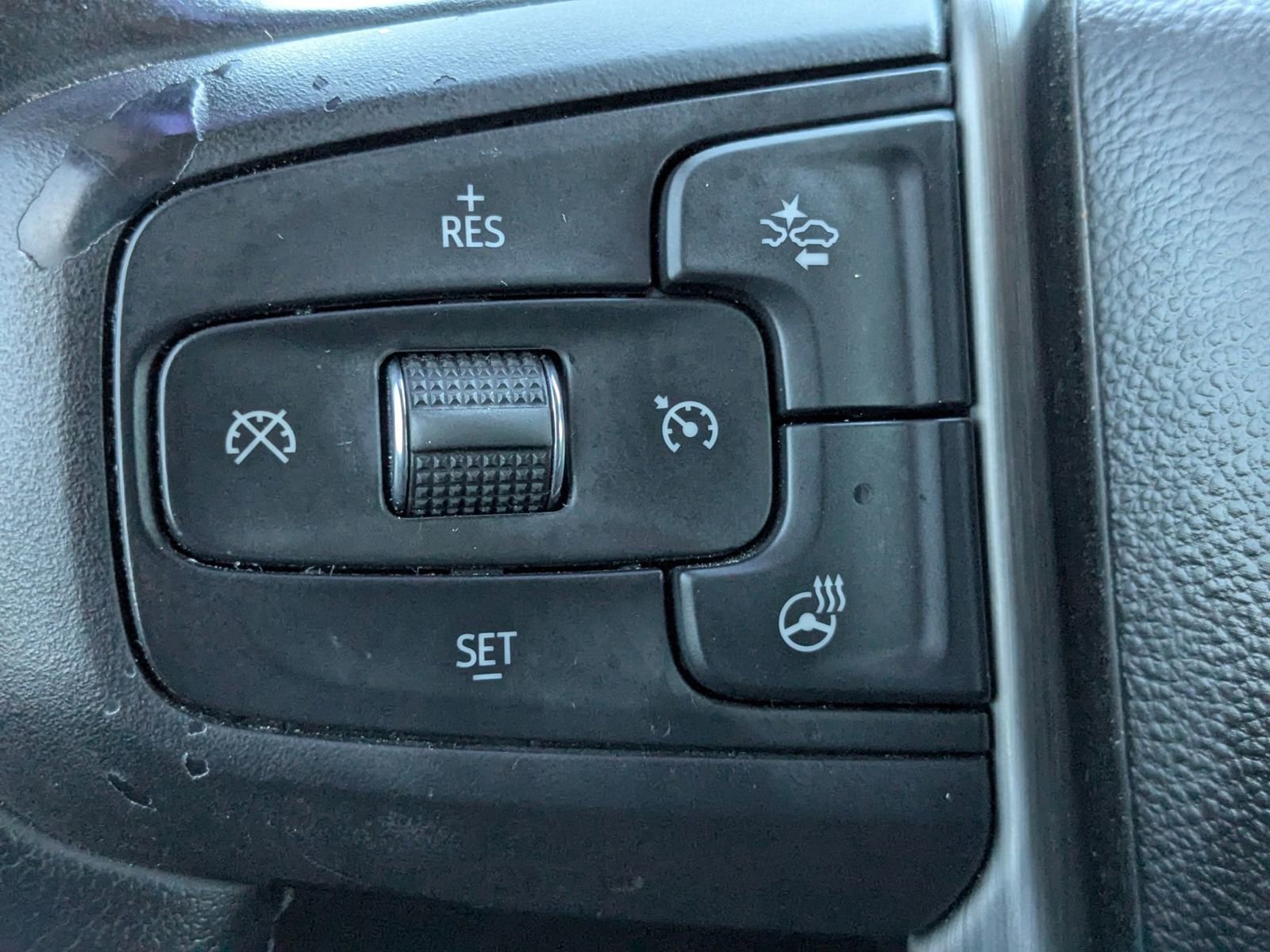 Used 2022 GMC Sierra 3500 Denali image 18