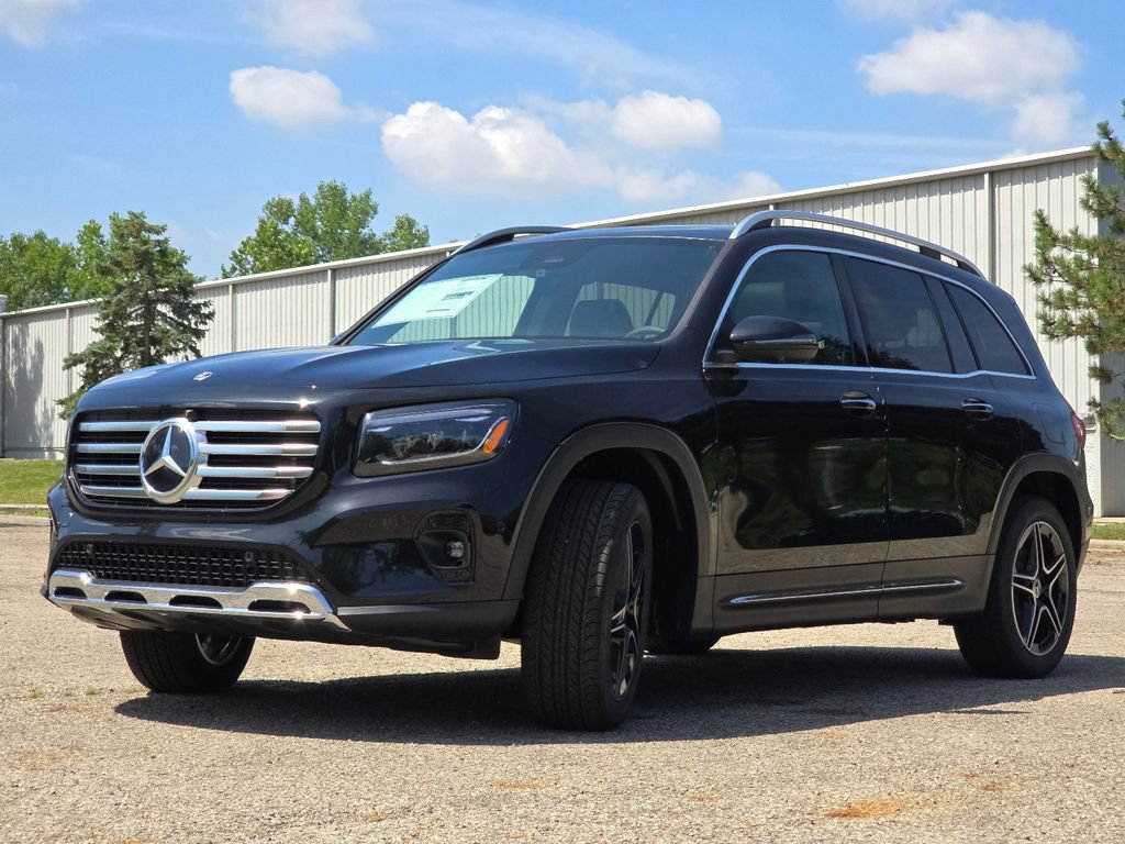 New 2026 Mercedes-Benz GLB 250 4MATIC image 11