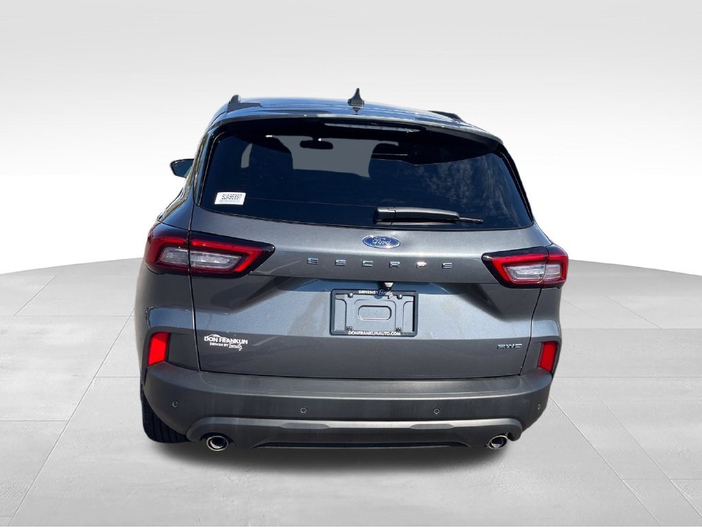 Used 2025 Ford Escape ST-Line AWD/4WD image 4