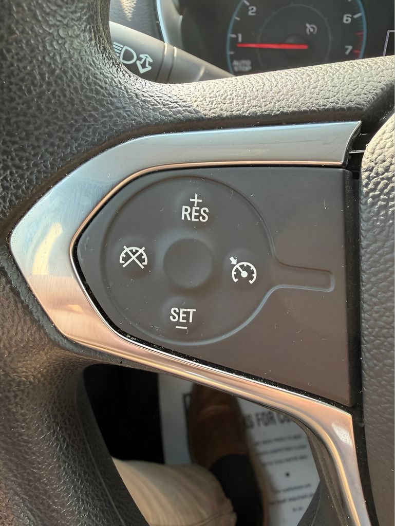 Used 2018 Chevrolet Traverse LS AWD/4WD image 19