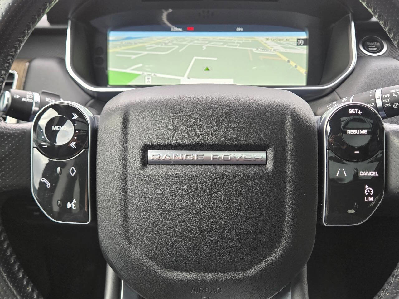 Used 2018 Land Rover Range Rover Sport HSE image 39