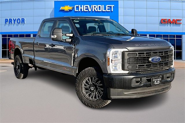 Used 2024 Ford F350 XL image 1