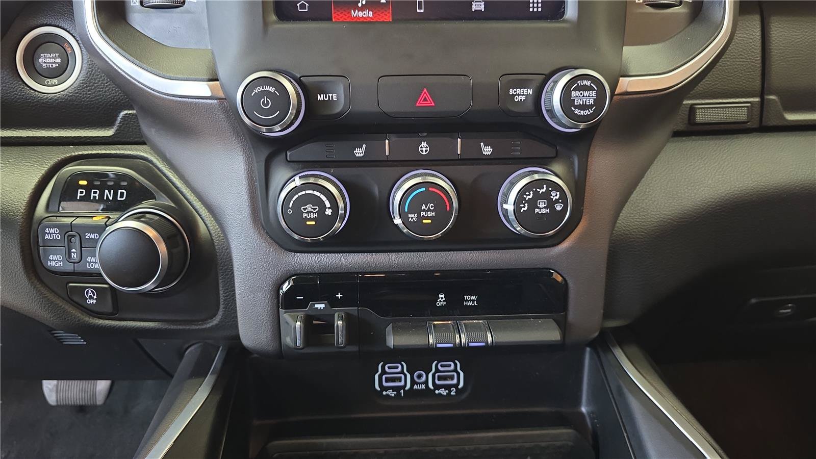 Used 2023 RAM 1500 Big Horn AWD/4WD image 23