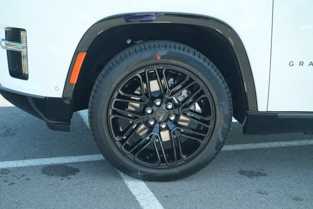 New 2026 Jeep Grand Wagoneer L Limited AWD/4WD image 9