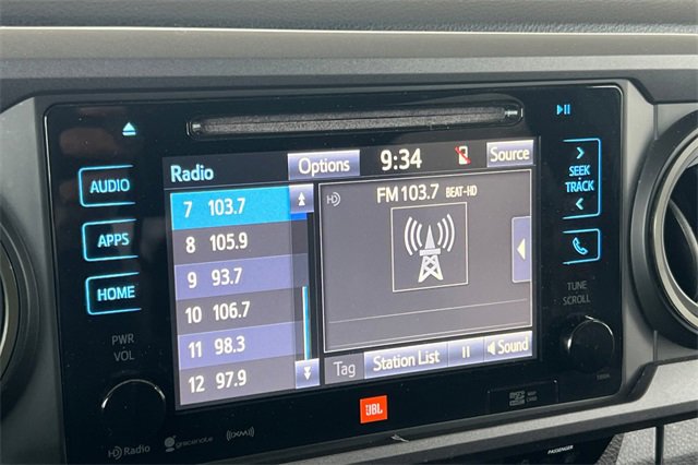 Used 2017 Toyota Tacoma TRD Sport image 24