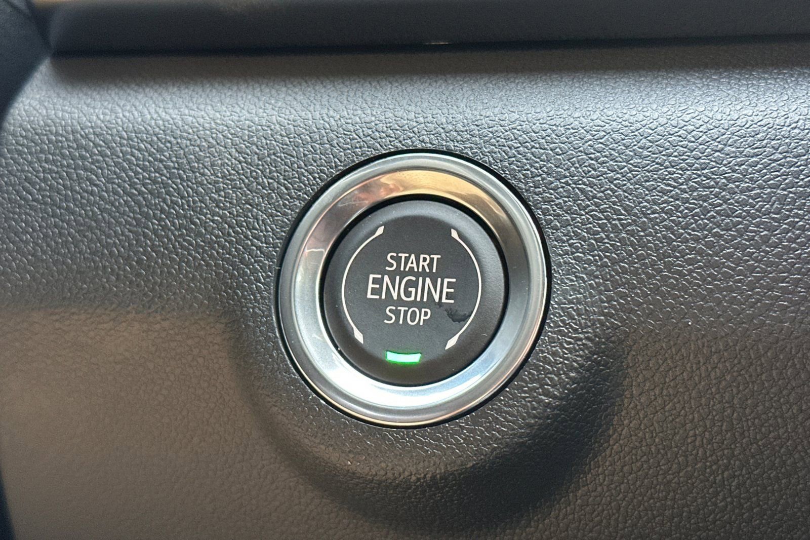 New 2026 GMC Terrain Denali w/ LPO, Floor Liner Package image 25