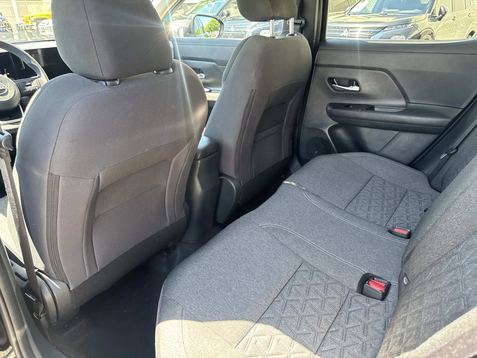 Used 2025 Nissan Kicks SV FWD image 10