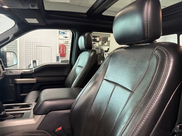 Used 2018 Ford F150 Lariat w/ Equipment Group 502A Luxury AWD/4WD image 13