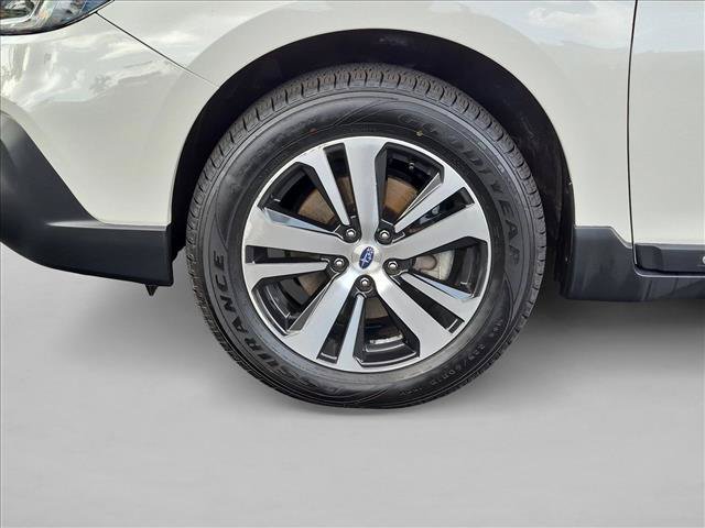 Used 2019 Subaru Outback 3.6R Limited AWD/4WD image 23