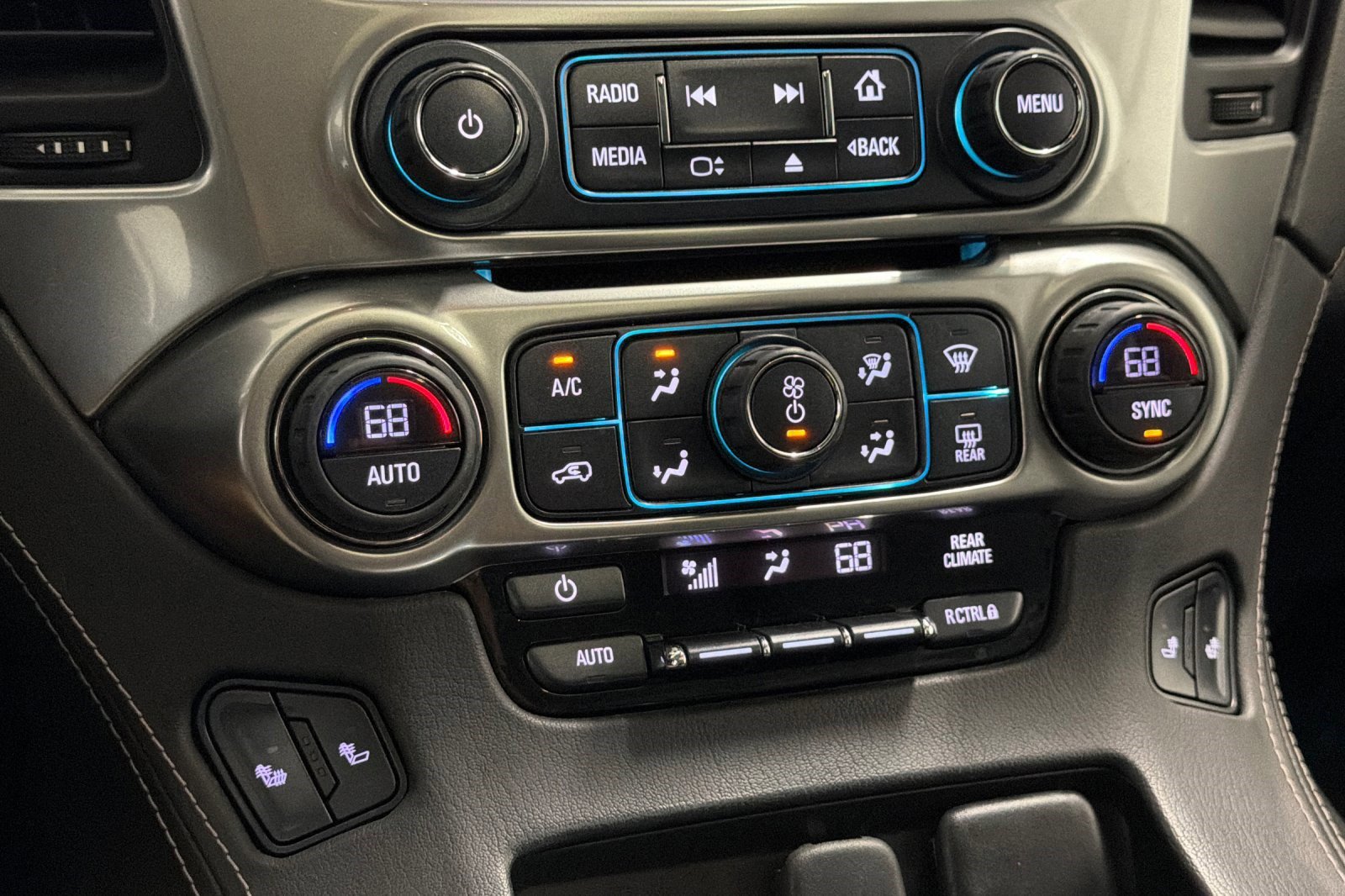 Used 2016 Chevrolet Tahoe LT image 18