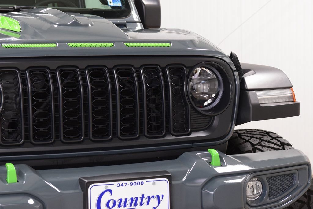 Used 2024 Jeep Wrangler Unlimited Rubicon w/ Safety Group AWD/4WD image 9