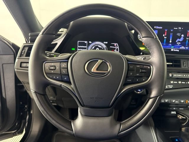 Certified 2022 Lexus ES 300h Ultra Luxury w/ Accessory Package 2 FWD image 27