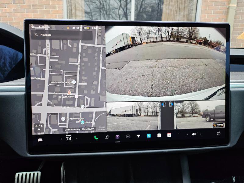 Used 2022 Tesla Model S AWD image 40