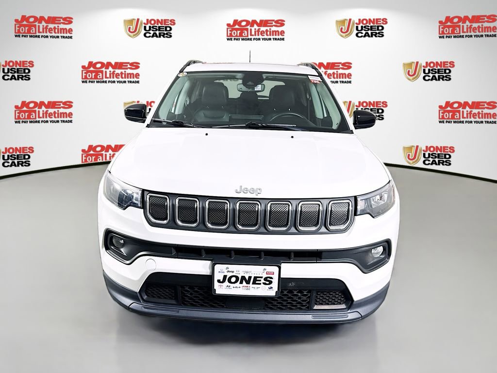 Used 2022 Jeep Compass Latitude w/ Sun and Sound Group image 13