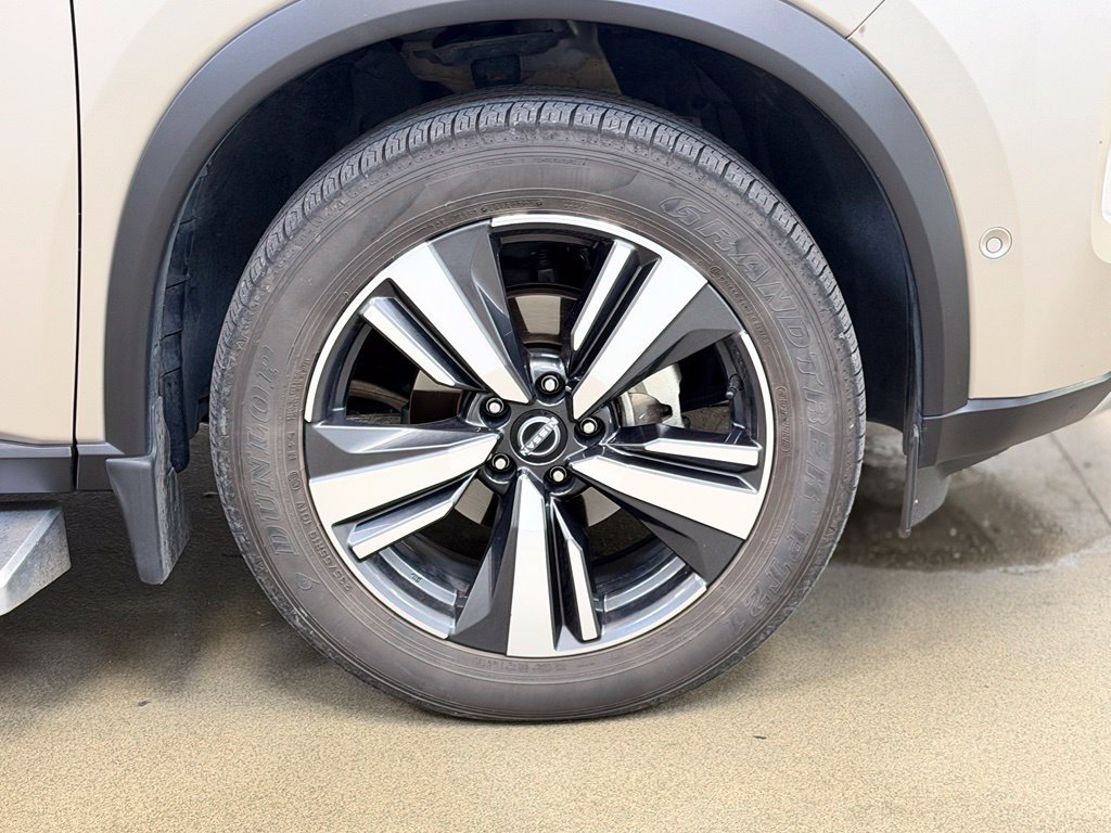 Used 2023 Nissan Rogue Platinum w/ Platinum Premium Package AWD/4WD image 4