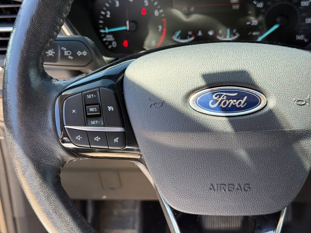Used 2021 Ford Escape SE w/ SE Sport Appearance Package AWD/4WD image 15