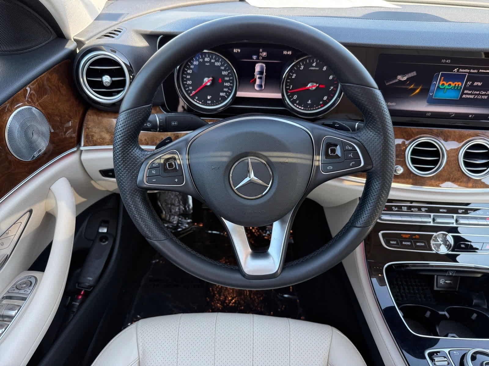 Certified 2017 Mercedes-Benz E 300 4MATIC image 14