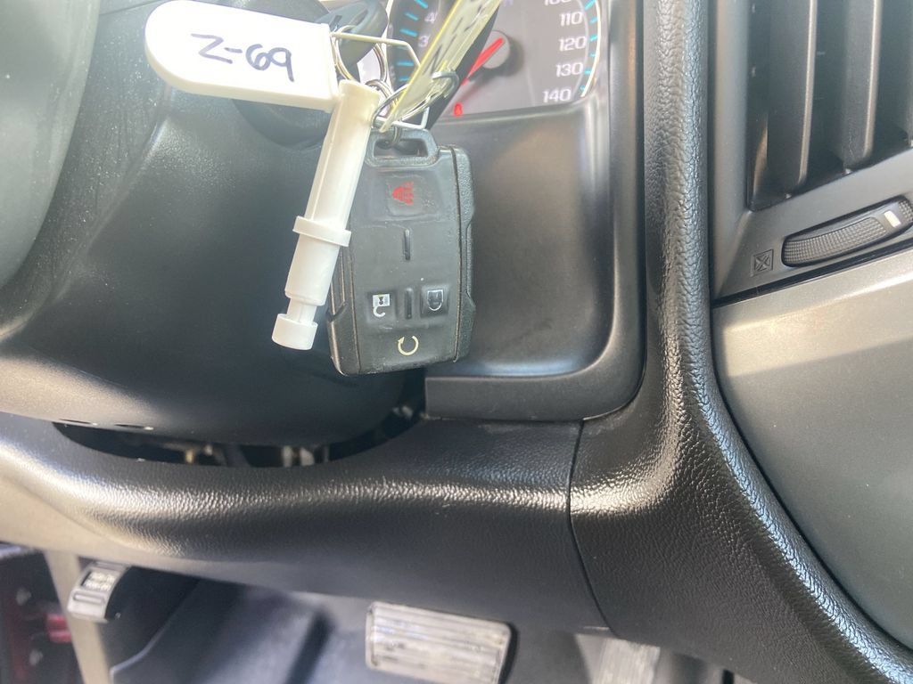 Certified 2019 Chevrolet Silverado 1500 LT w/ All Star Edition AWD/4WD image 17