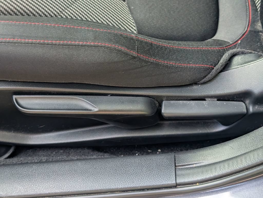 Used 2018 Honda Civic Si image 17