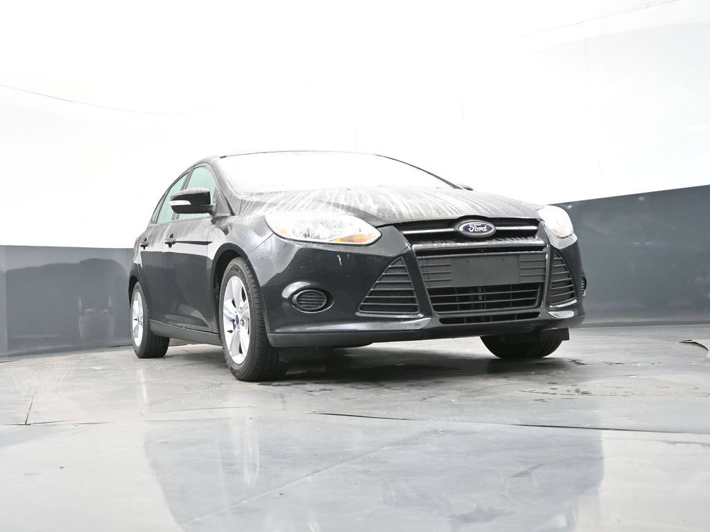 Used 2014 Ford Focus SE FWD image 25