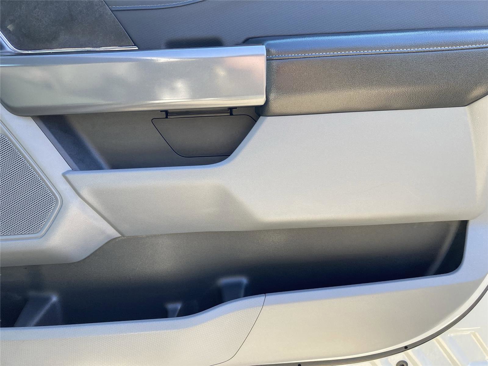 Used 2024 Ford F150 XLT w/ Mobile Office Package image 31