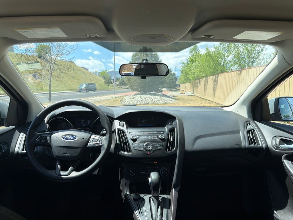 Used 2018 Ford Focus SE FWD image 17