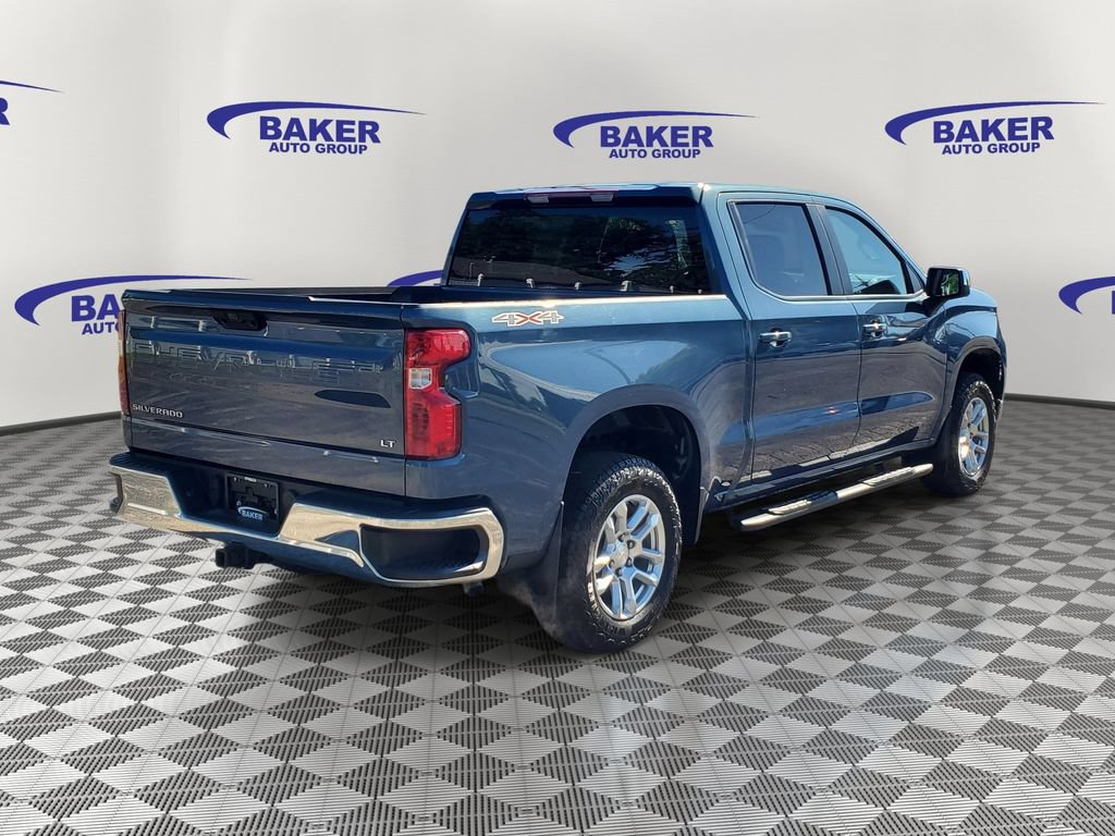 Used 2024 Chevrolet Silverado 1500 LT AWD/4WD image 2