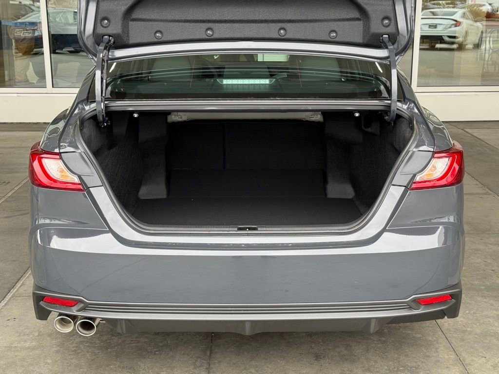 Certified 2026 Toyota Camry SE FWD image 16