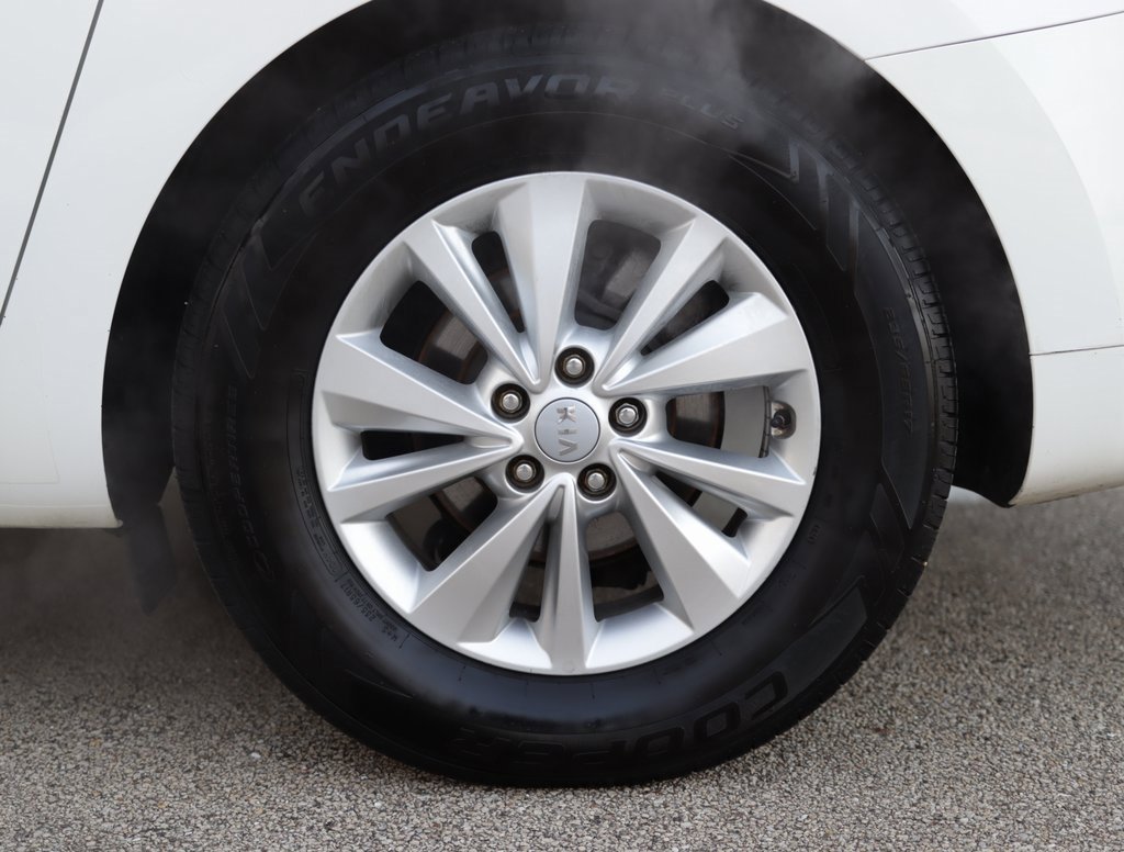 Used 2018 Kia Sedona LX w/ LX Essentials Premium Package image 36