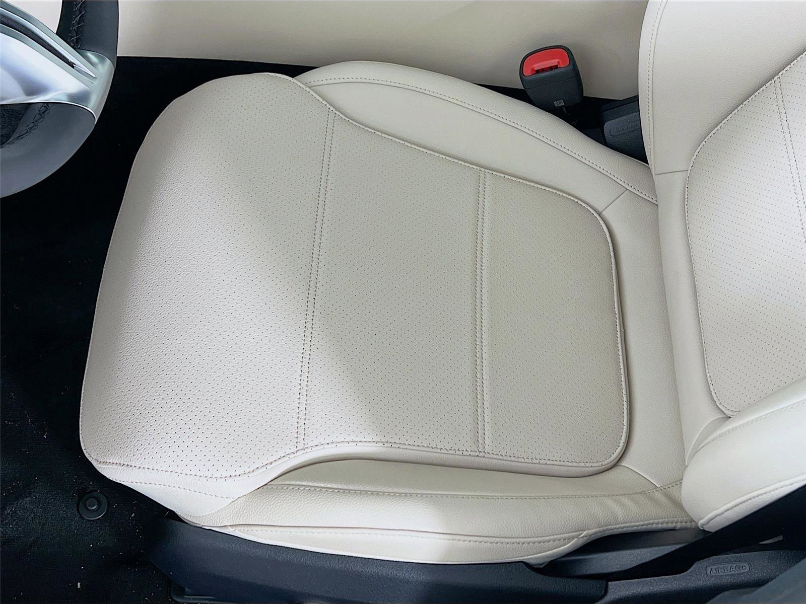 New 2026 Mercedes-Benz C 300 4MATIC Sedan image 20