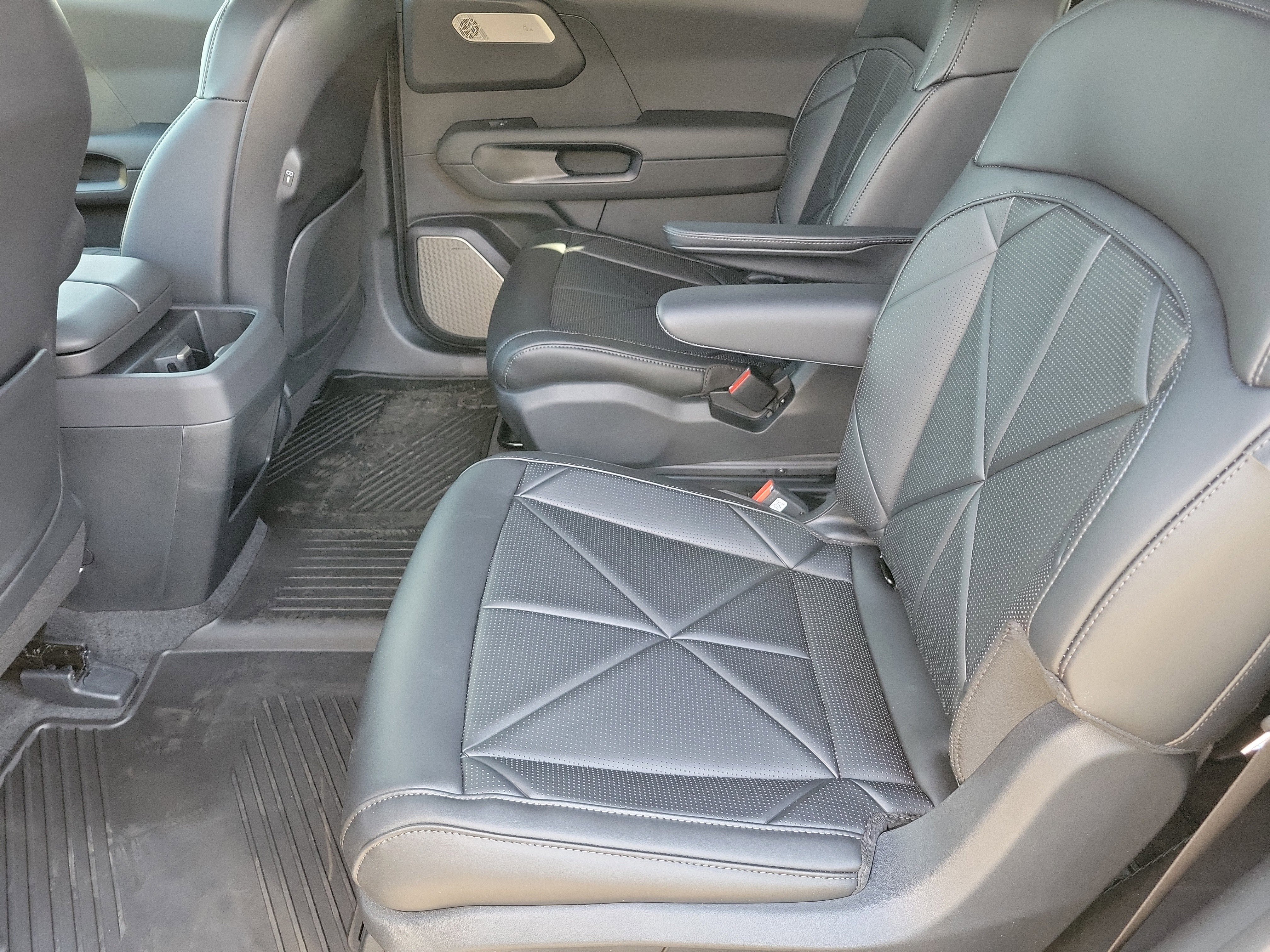 New 2027 Kia Telluride SX FWD image 6