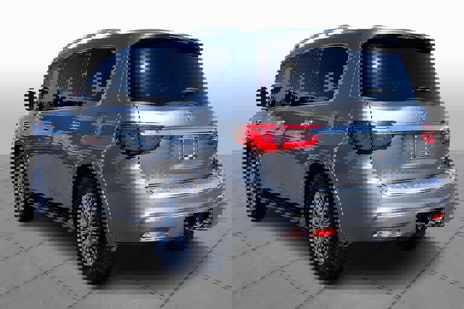 Used 2019 INFINITI QX80 Luxe image 12