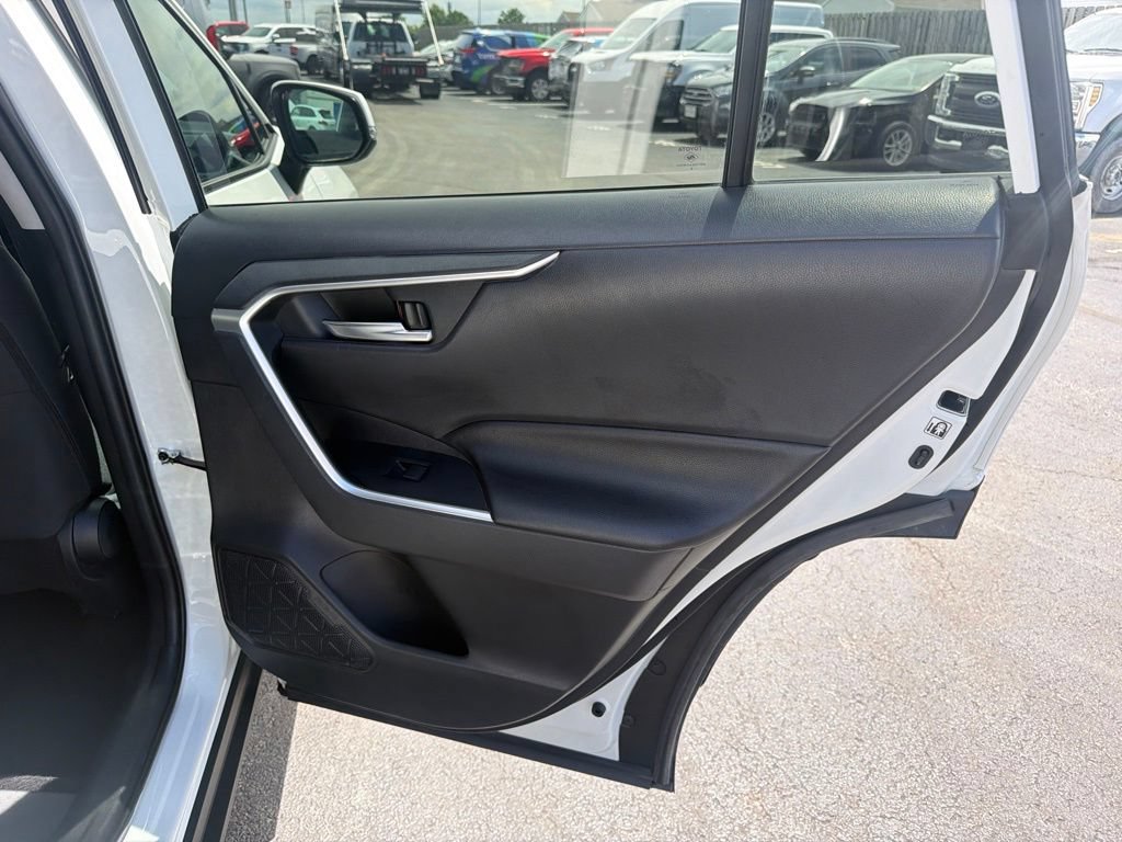 Used 2019 Toyota RAV4 XLE w/ Convenience Package AWD/4WD image 43