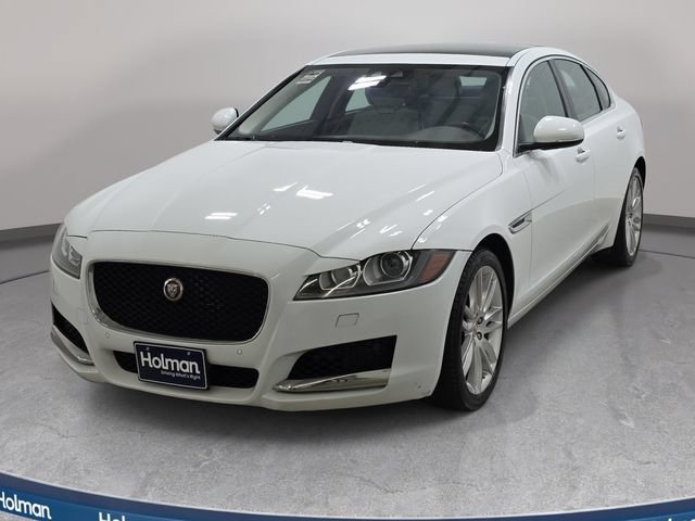 Used 2016 Jaguar XF Prestige AWD/4WD image 1