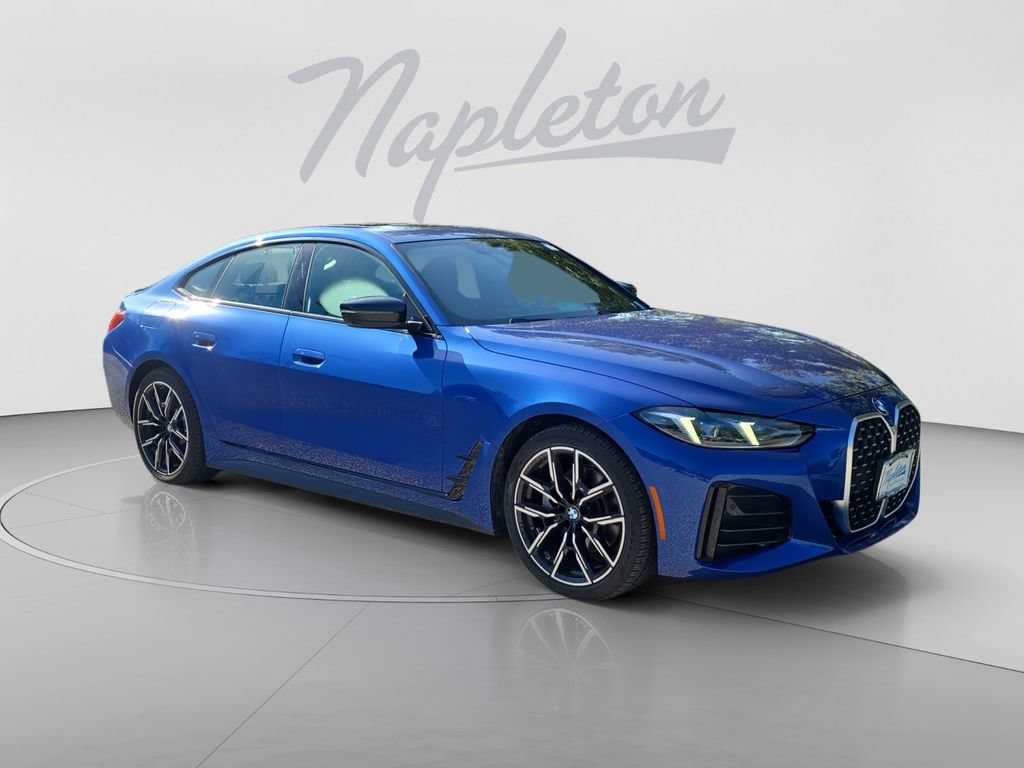 Used 2025 BMW 430i xDrive w/ M Sport Package AWD/4WD image 3