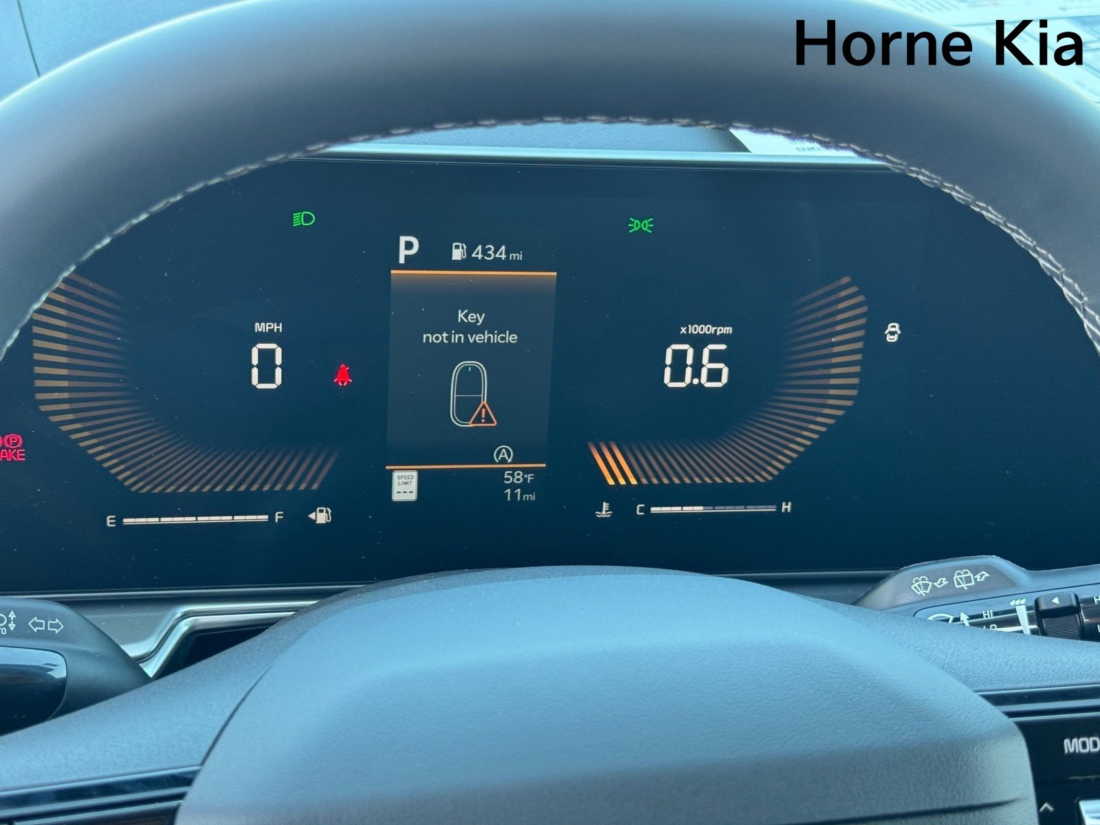 New 2026 Kia Sorento S w/ S Panoramic Sunroof Package image 15