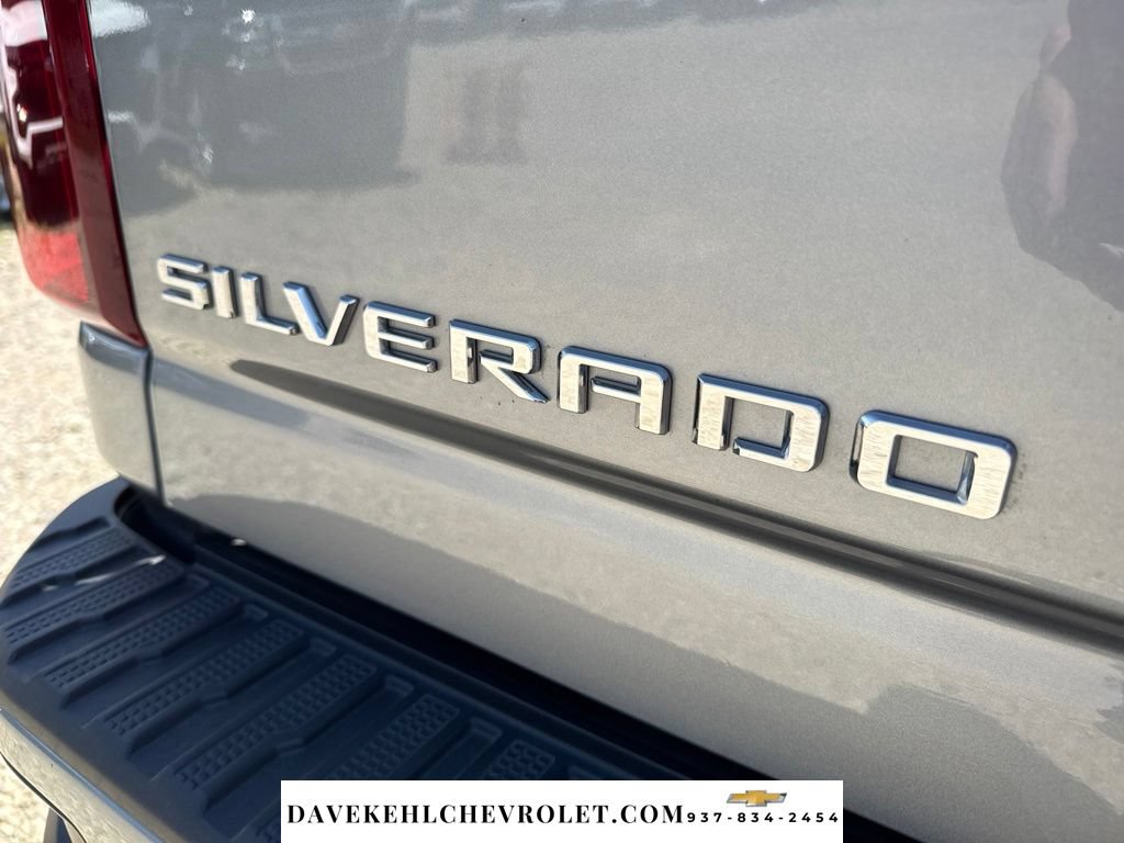 Used 2025 Chevrolet Silverado 3500 High Country w/ High Country Premium Package AWD/4WD image 39