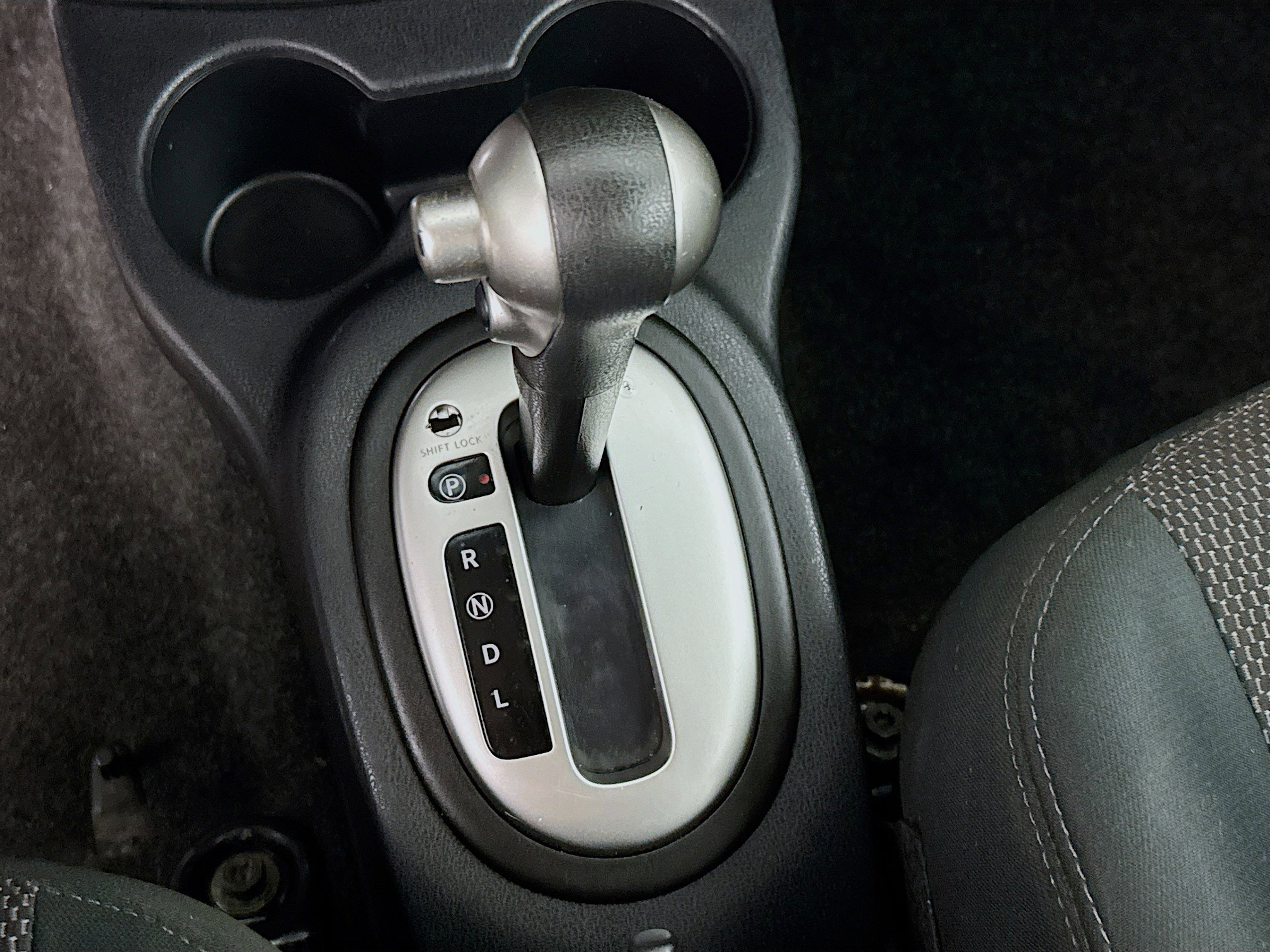 Used 2019 Nissan Versa SV image 19